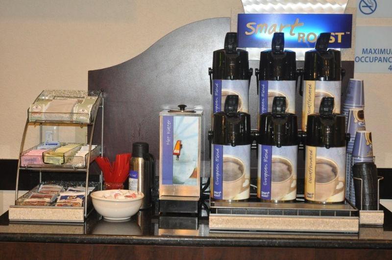 موتيل أميريكاز بست فاليو إن ساراسوتا داون تاون المظهر الخارجي الصورة